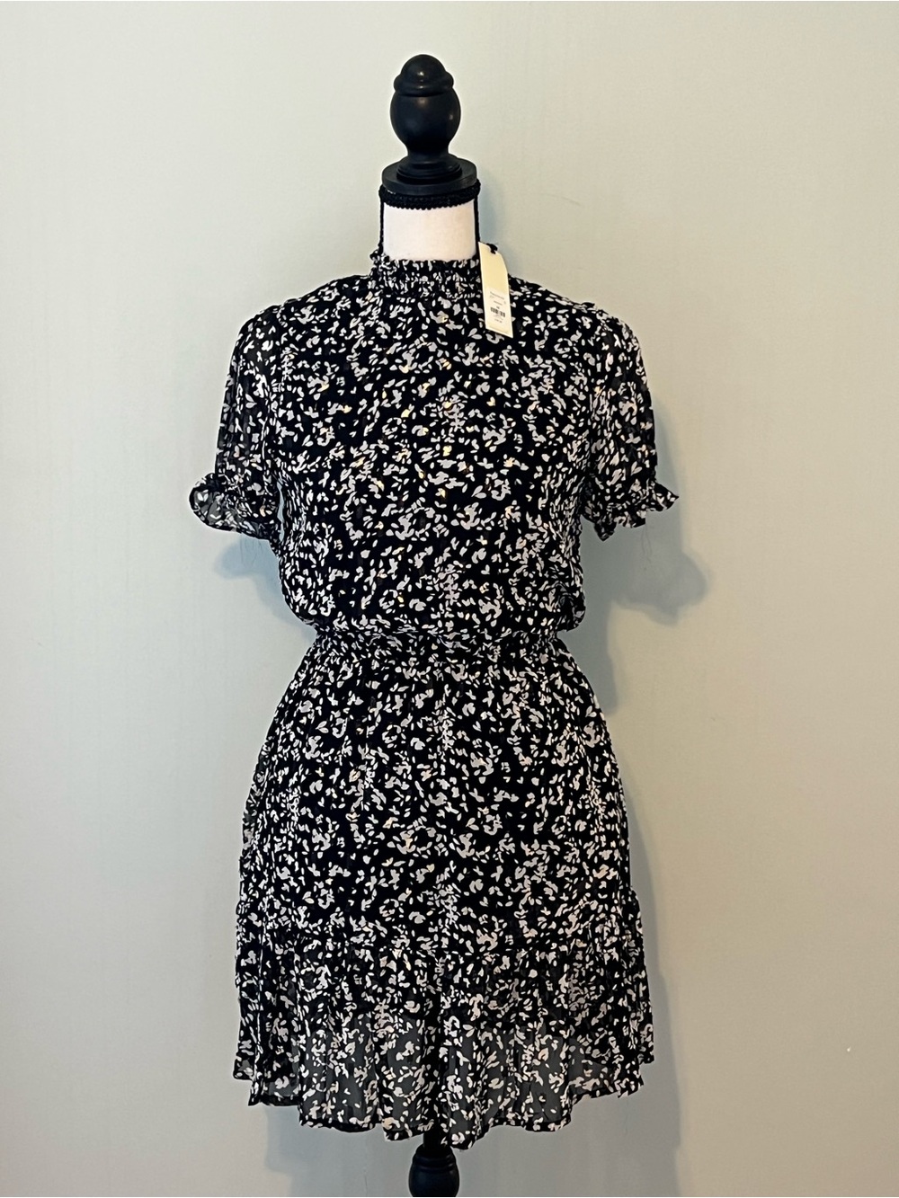 Francesca's Collections Black Floral Smocked Mini Dress XS NWT